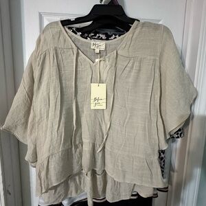 Elegant Beige Women's Blouse